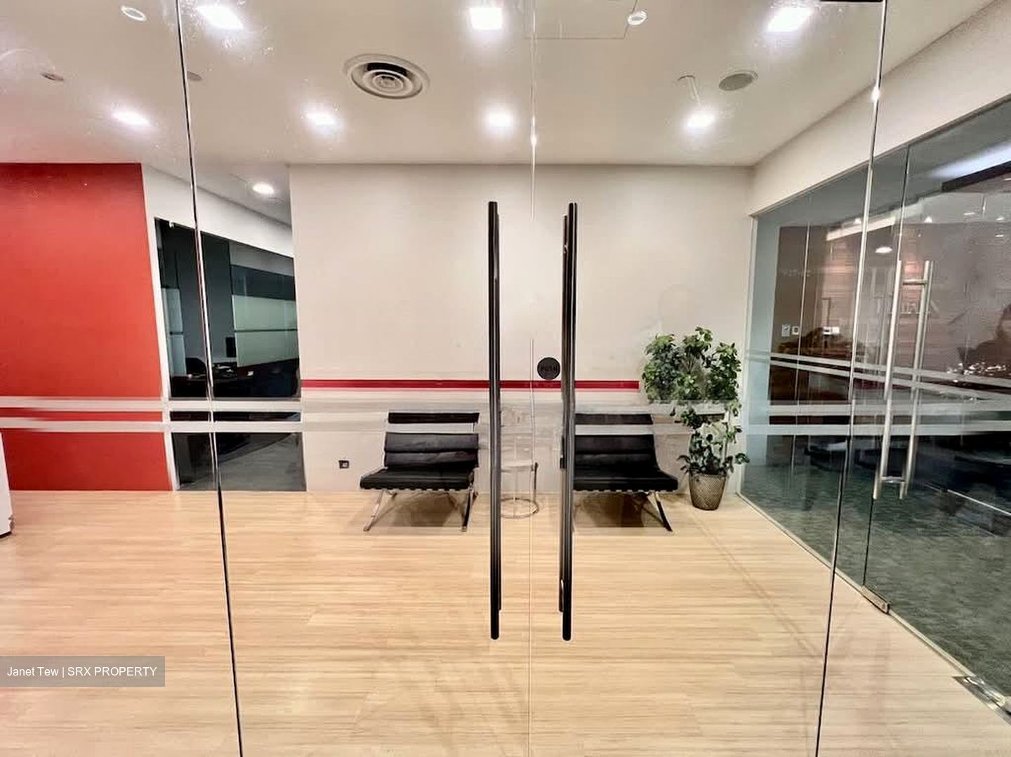 One Raffles Place (D1), Office #581722691